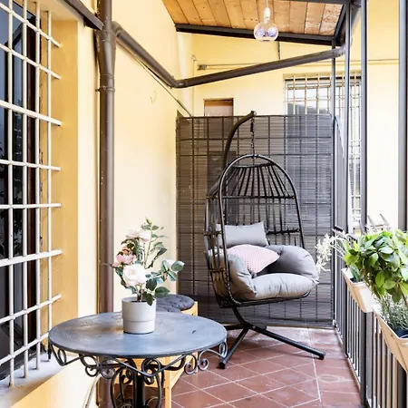 Bright Design House In The Heart Of