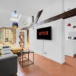 Bright Design House In The Heart Of アパート *