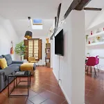 Bright Design House In The Heart Of Apartamento Bolonia